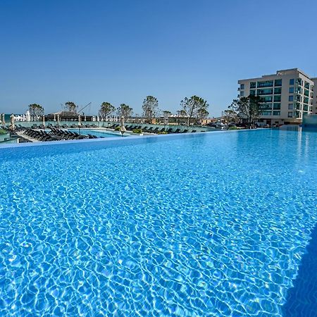 Aqua Vista Infinity Resort & Spa - Studio Lux - Piscina Infinity, Jacuzzi, Sauna, Gym - Privat Năvodari المظهر الخارجي الصورة