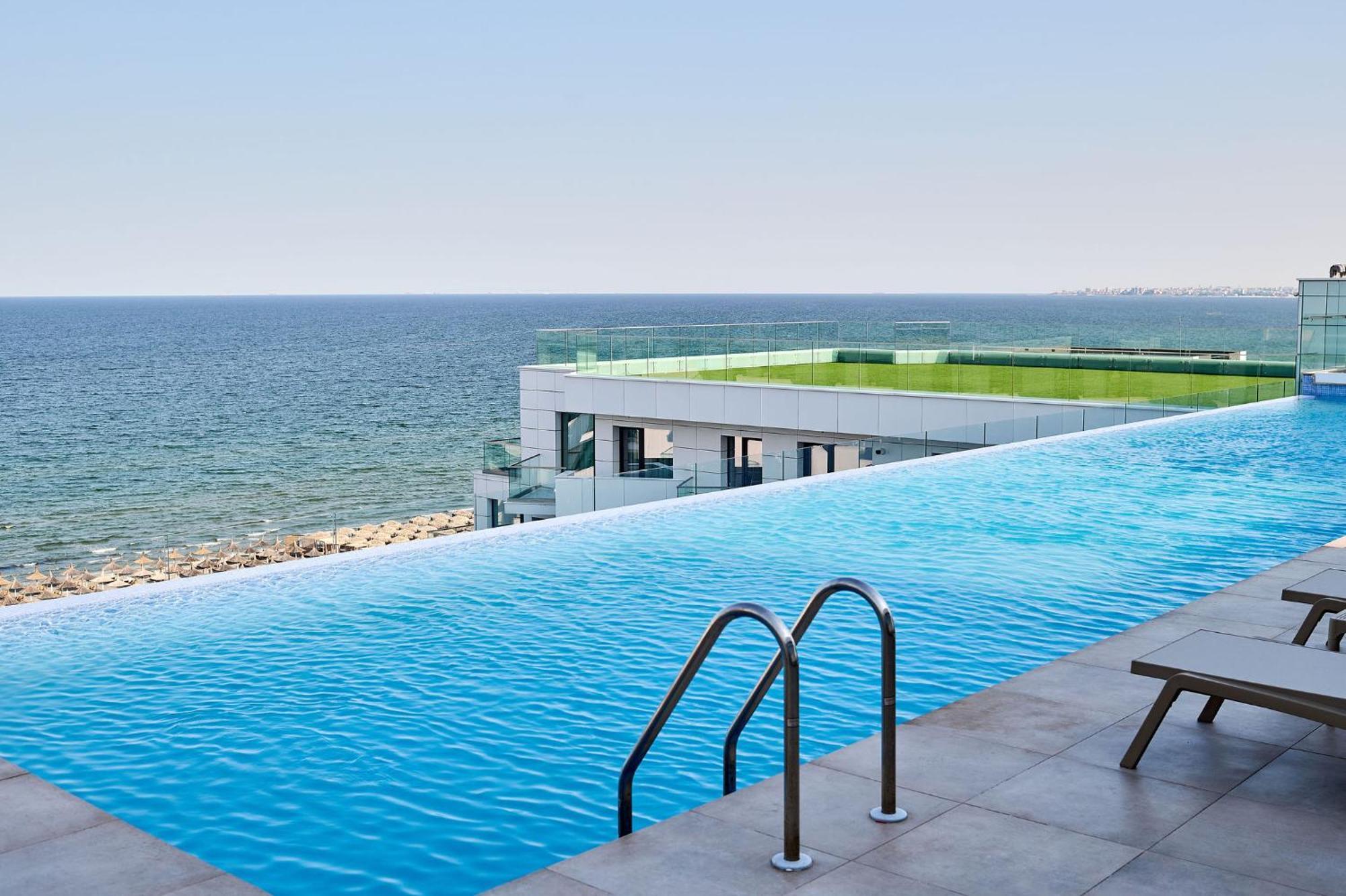 Aqua Vista Infinity Resort & Spa - Studio Lux - Piscina Infinity, Jacuzzi, Sauna, Gym - Privat Năvodari المظهر الخارجي الصورة