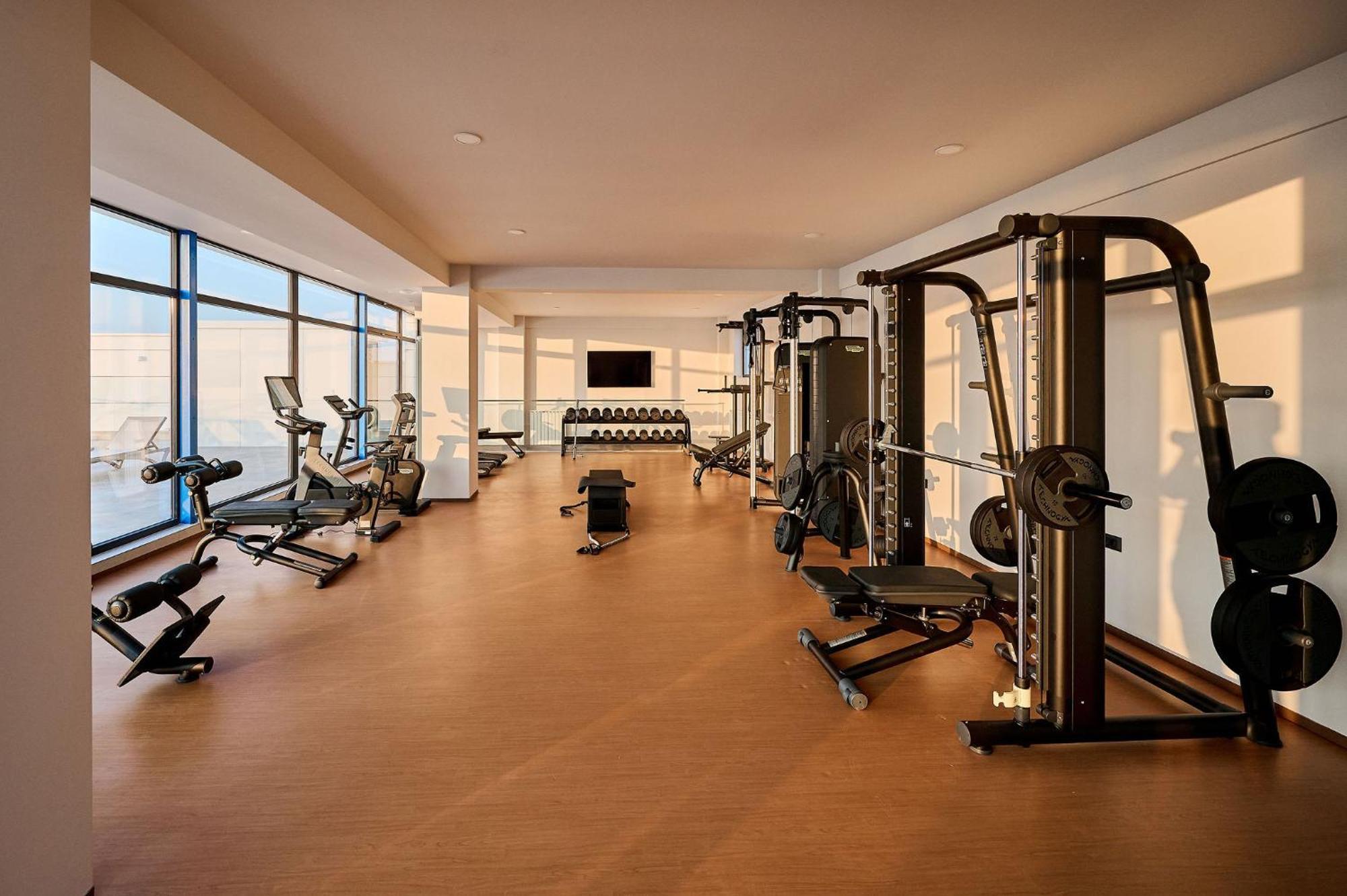 Aqua Vista Infinity Resort & Spa - Studio Lux - Piscina Infinity, Jacuzzi, Sauna, Gym - Privat Năvodari المظهر الخارجي الصورة
